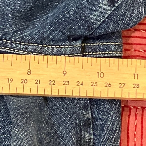 Lee women’s size 10 W32L31 rise 9.5” Dark Blue midrise Bootcut Jeans - Picture 8 of 16